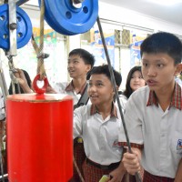 Kegiatan Outdoor Study Kelas VII Ke Riau Science Center